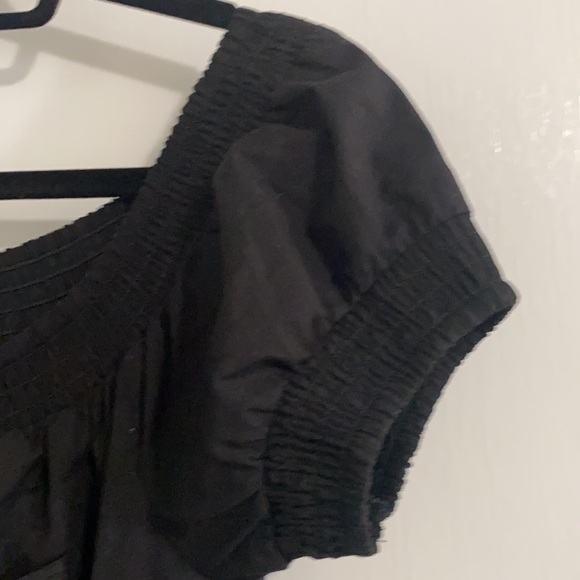 Bebe black button down dress with belt. Gold detail on buttons and belt. - Picture 5 of 6